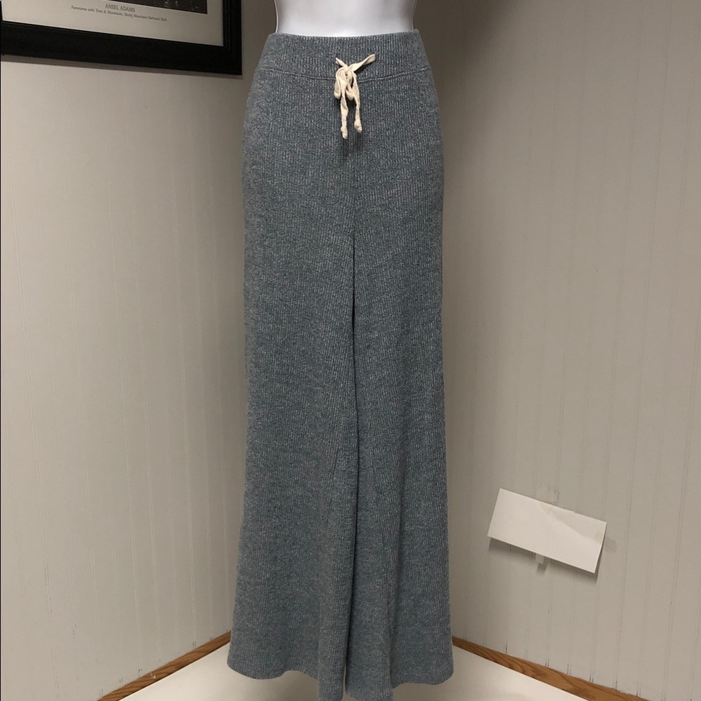 Women’s Rip Curl Blue Ribbed Knit Wide Leg Pants Size L